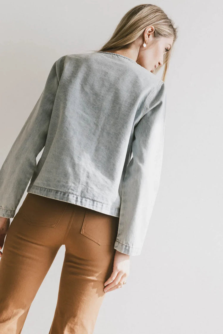 Plain color light wash denim jacket