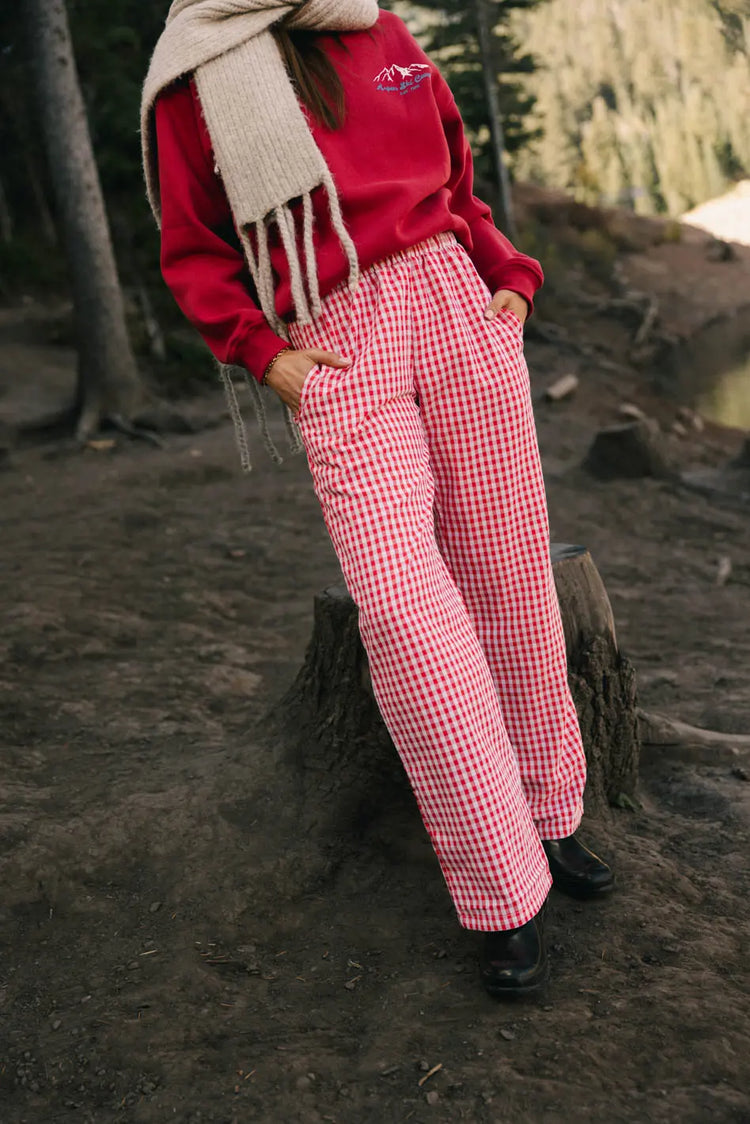 Woven pants in red