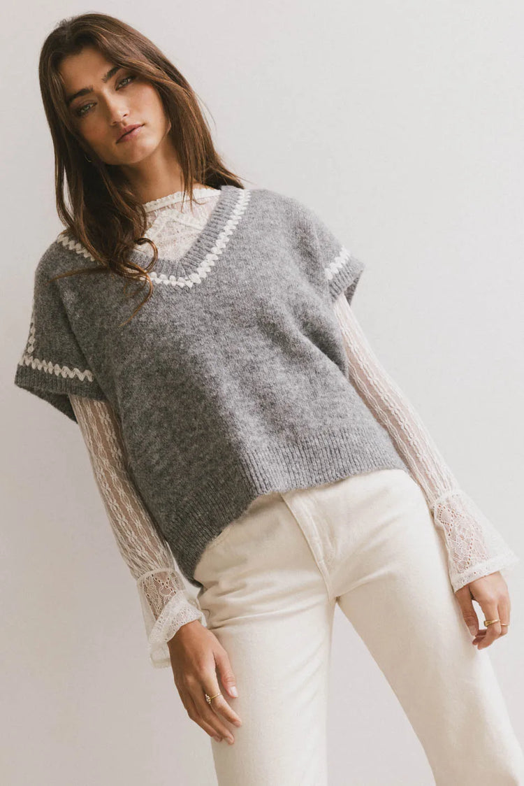 Vest in grey