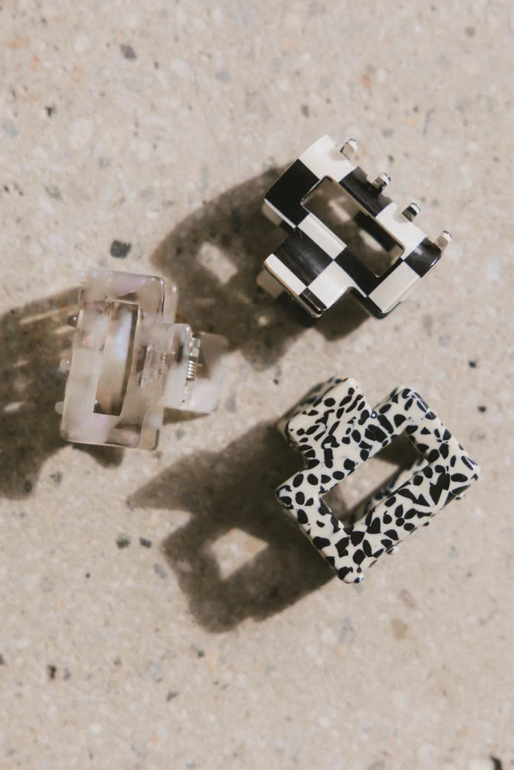 Polka dot clip