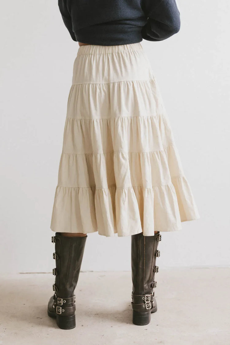 Tiered skirt in cream