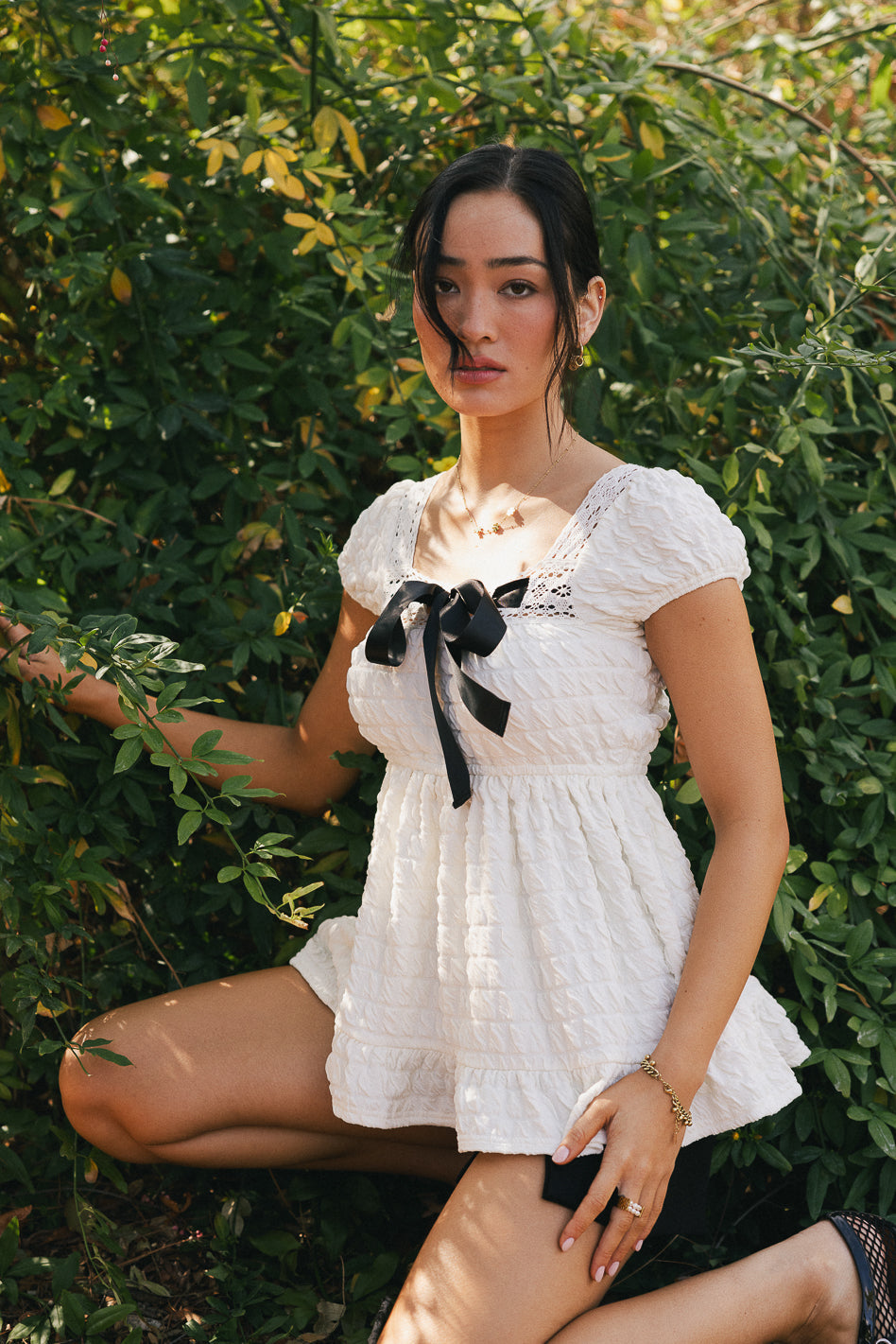 Square neck top in white