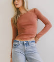 Knit top in red