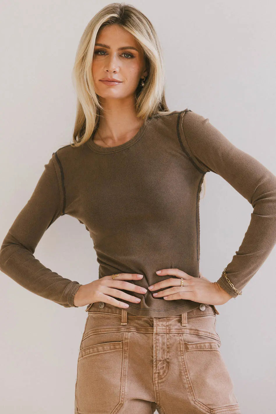 Round neck top in charcoal