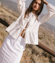 Blouse in white