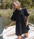 Front ties dress in dark wash