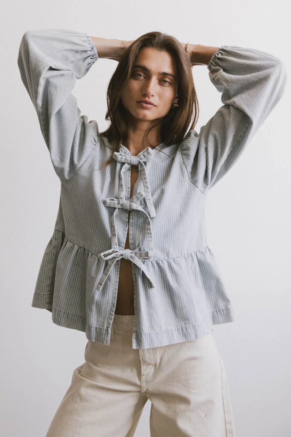 Long sleeves top in light wash