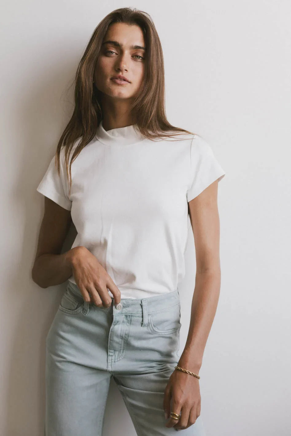 Mock neck basic top in white
