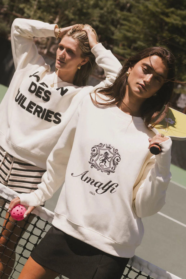 Round neck sweater