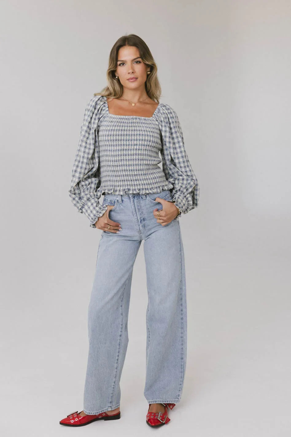 Ruffled hem top in blue