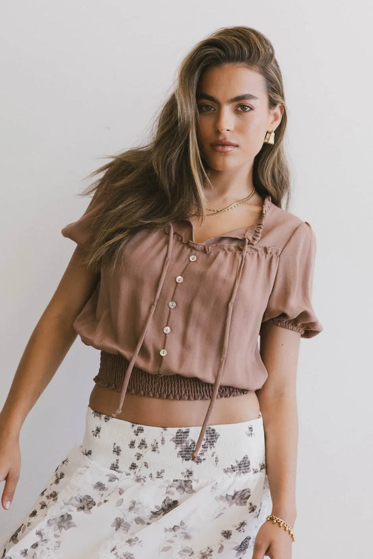 Top in brown