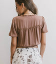 Woven top in brown