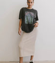 Graphic top in charcoal