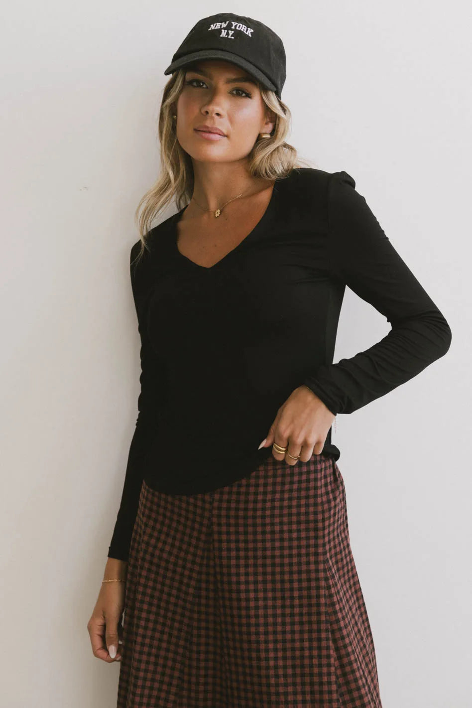 V-Neck top in black