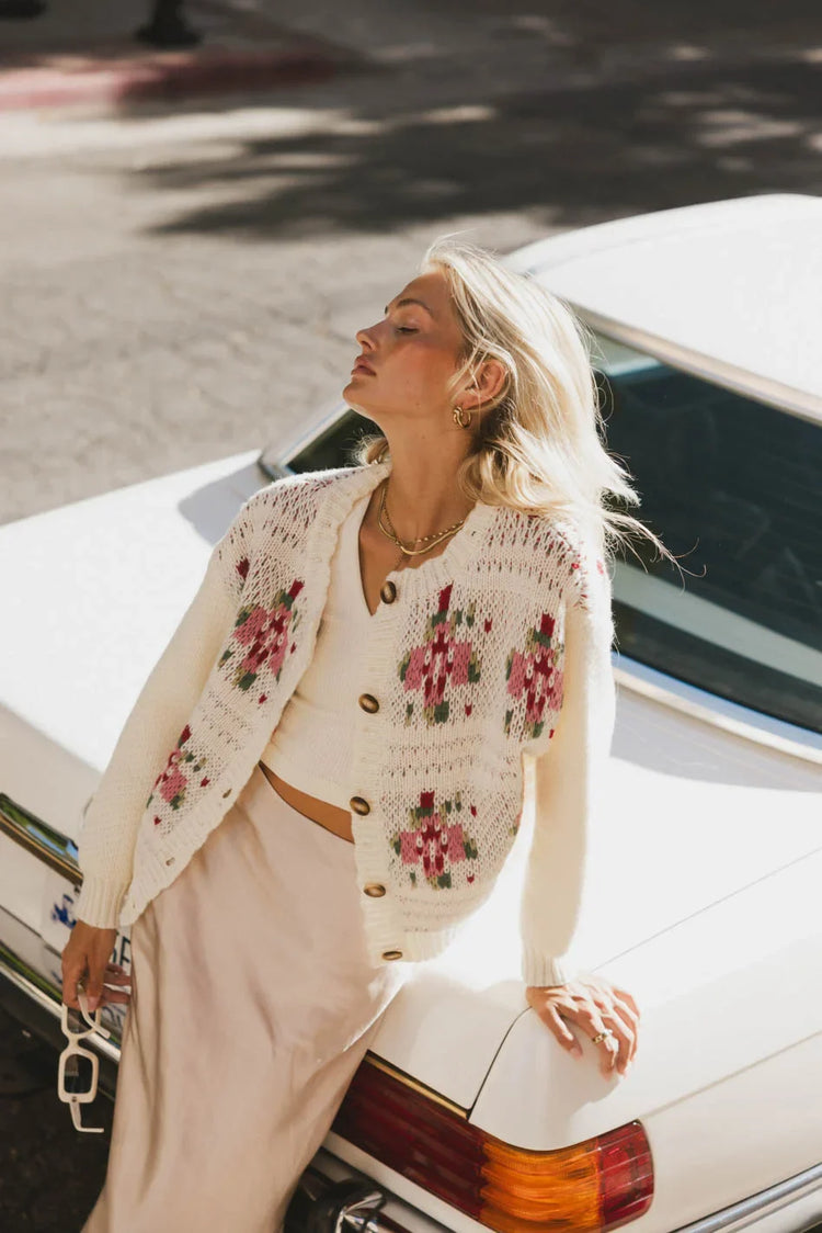 Long sleeves sweater in multi color