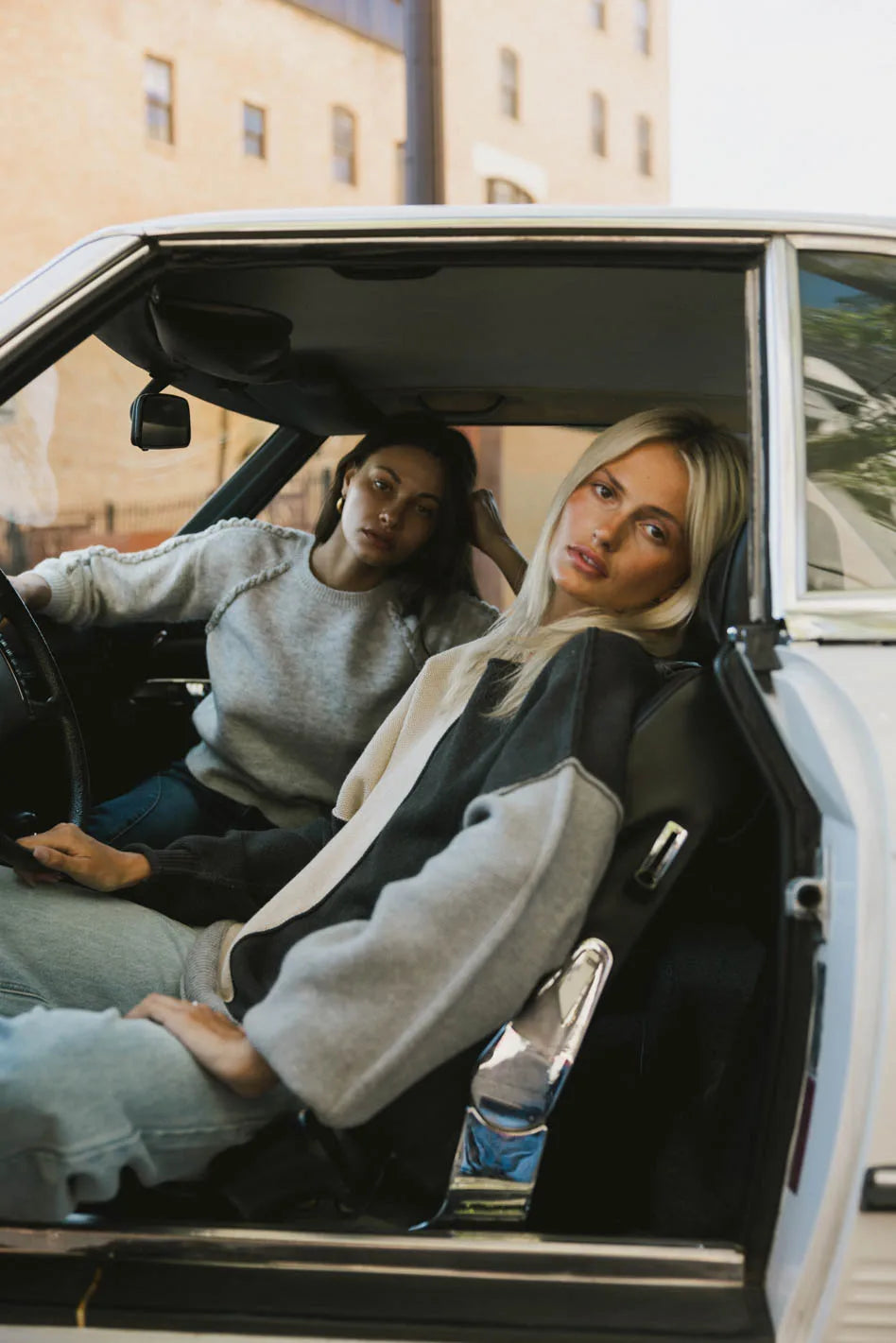 Long sleeves sweater in grey