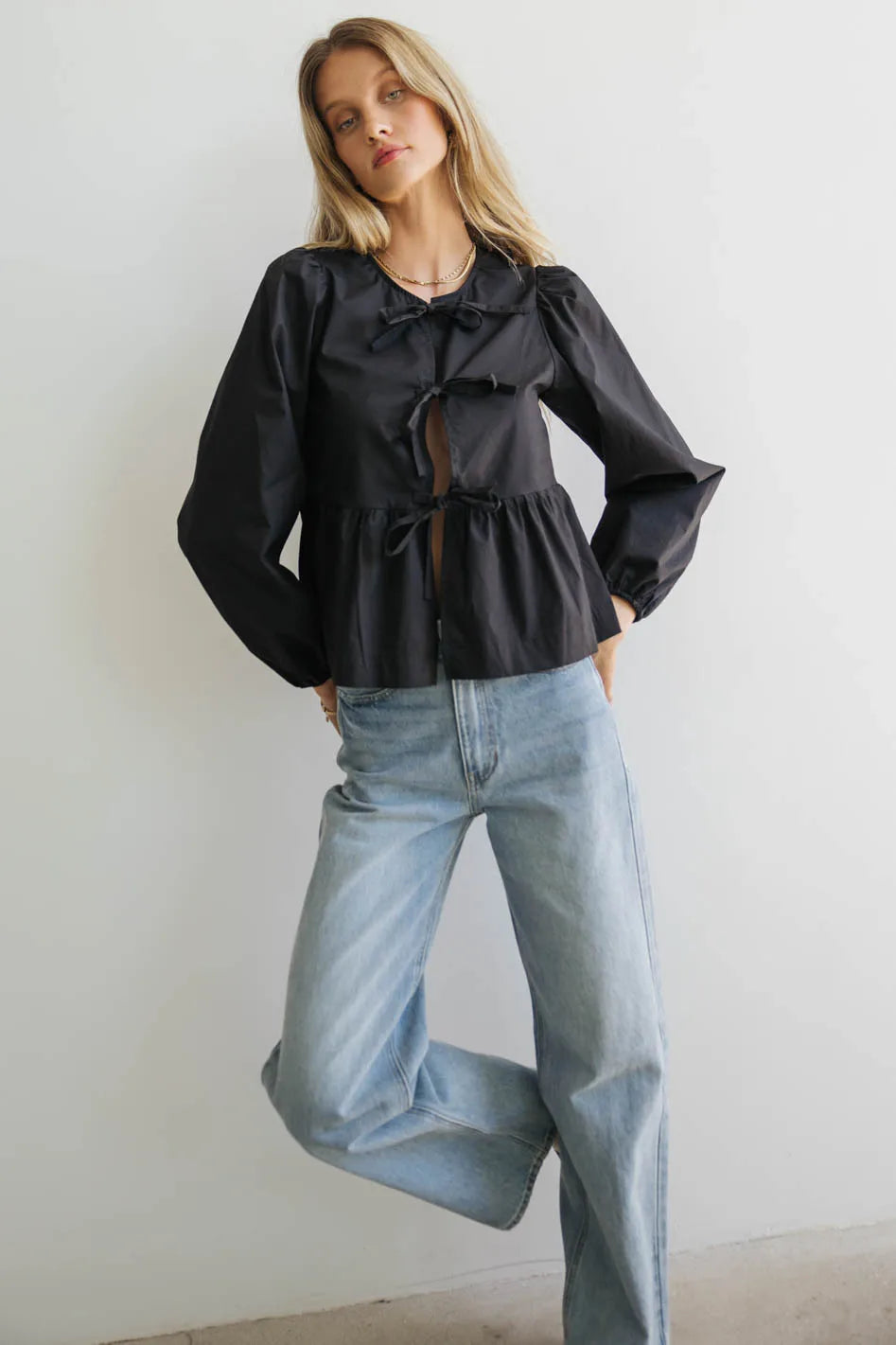 Long sleeves blouse in back