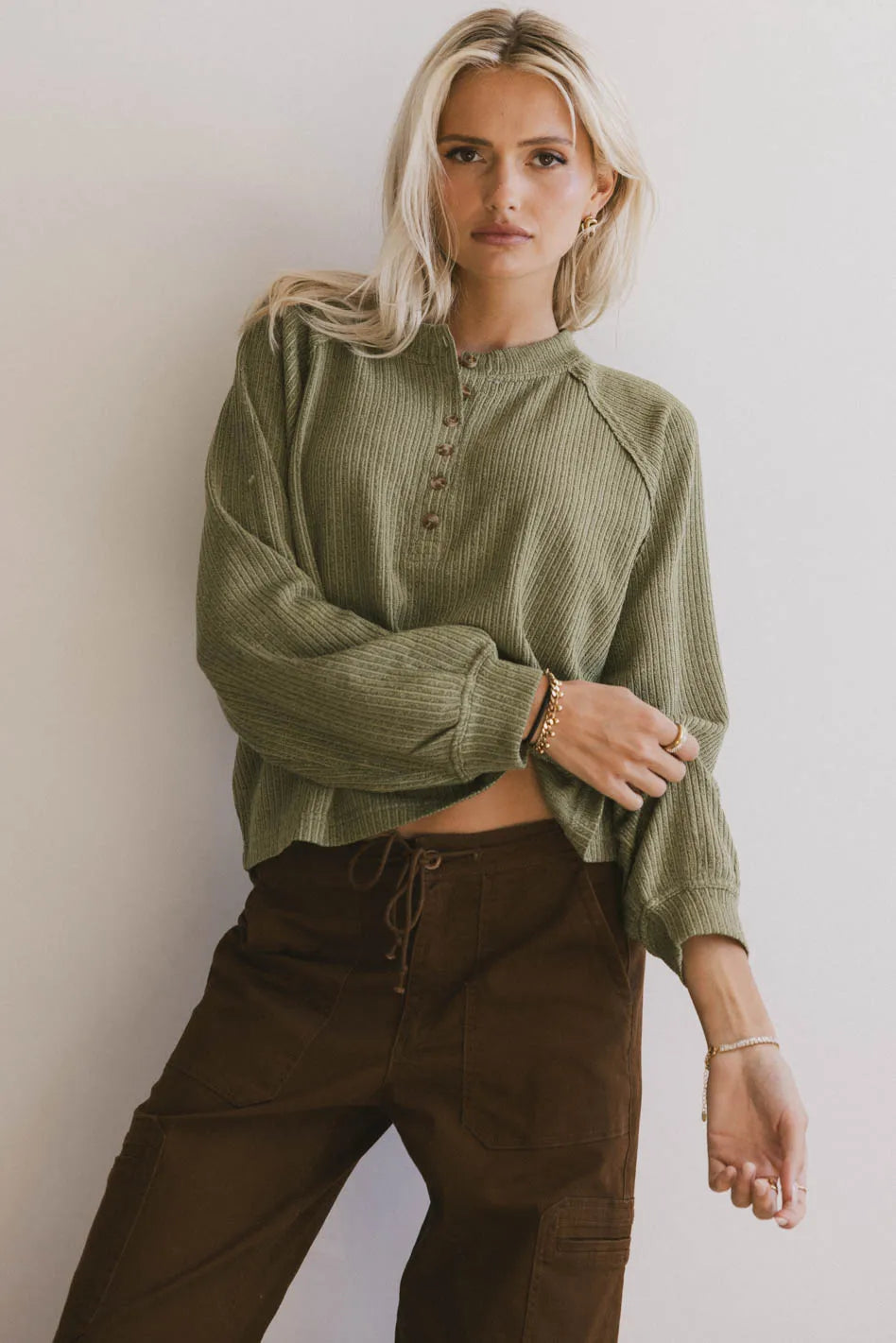 Long sleeves top in olive