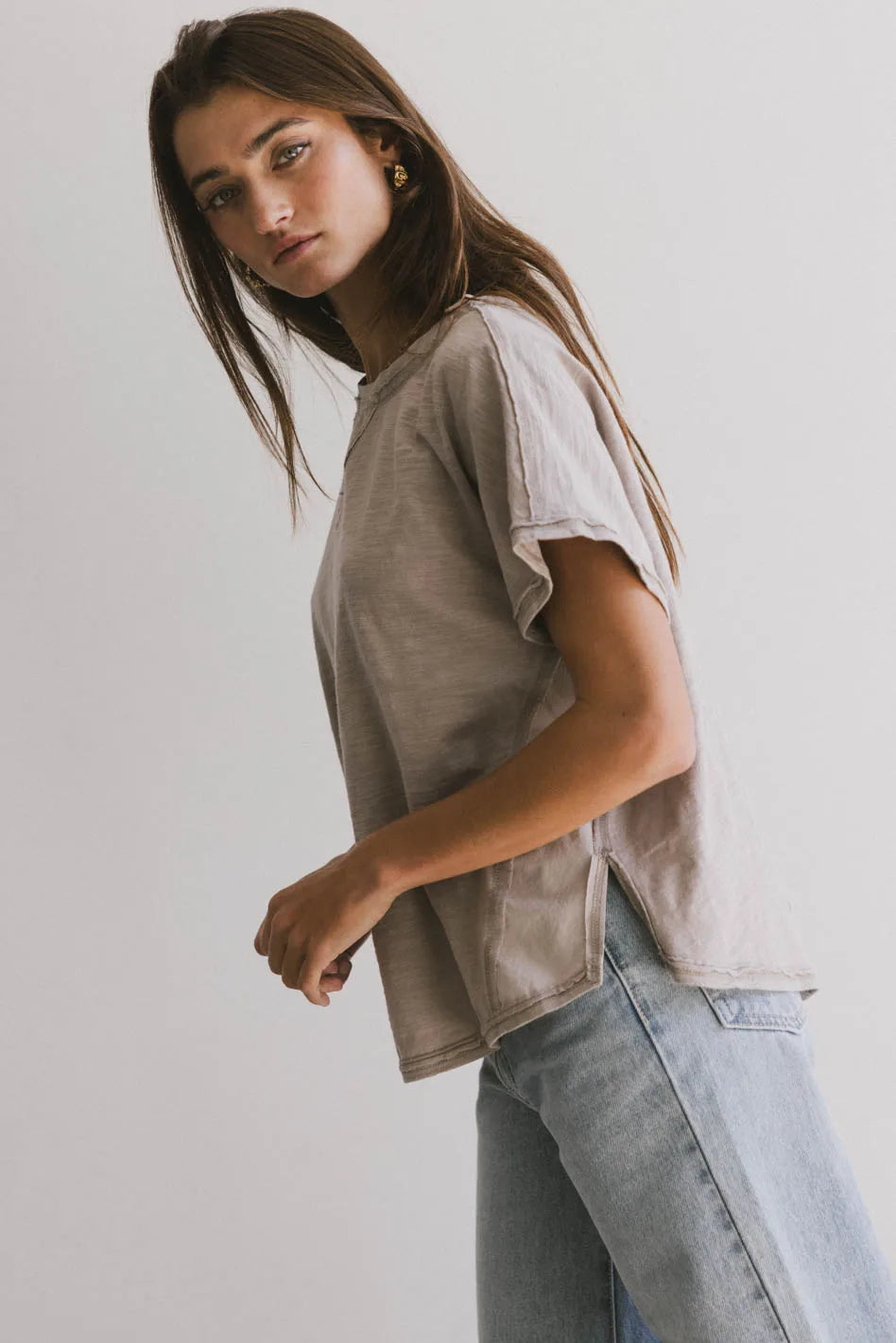 Short sleeves top in taupe