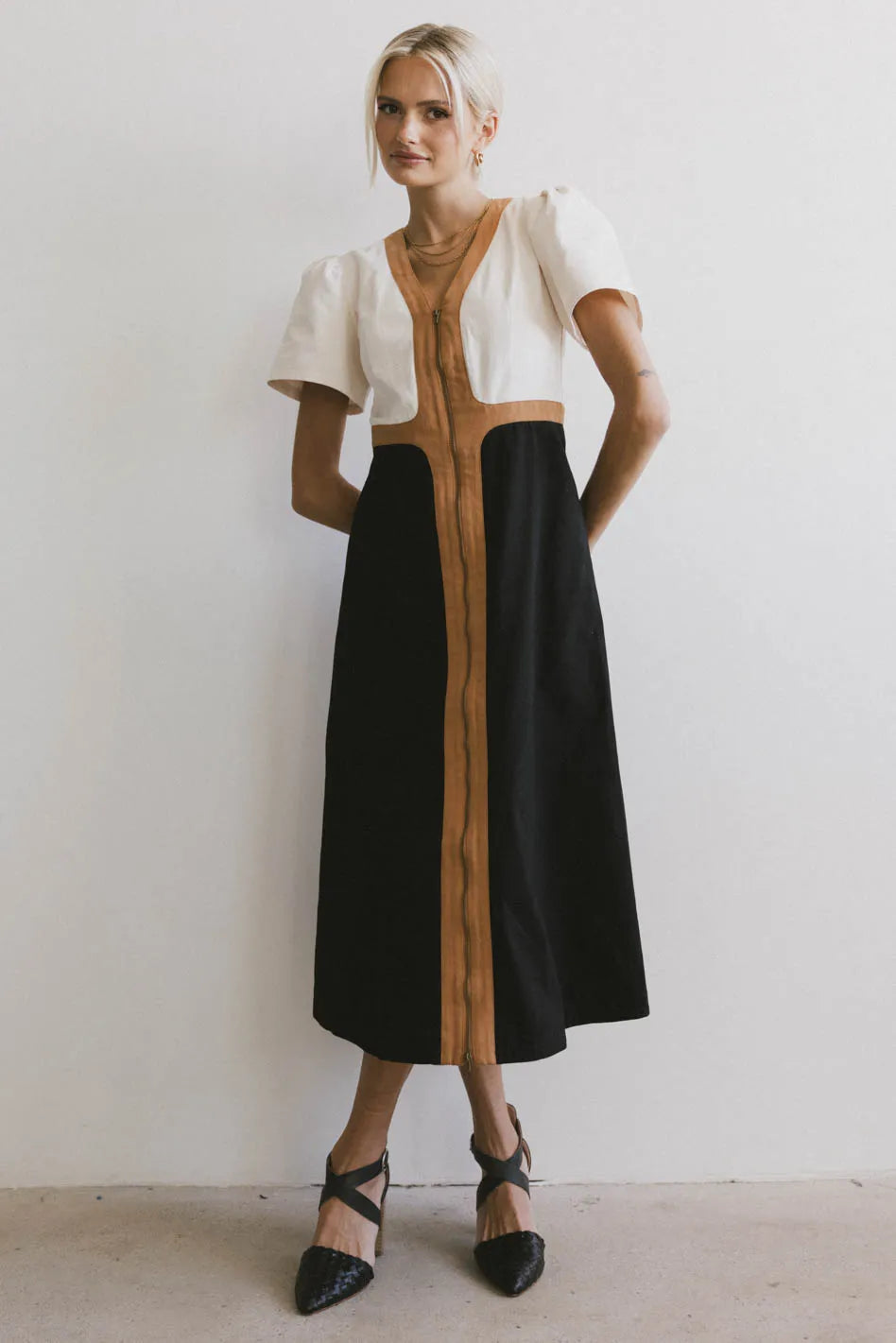 Mai dress in black