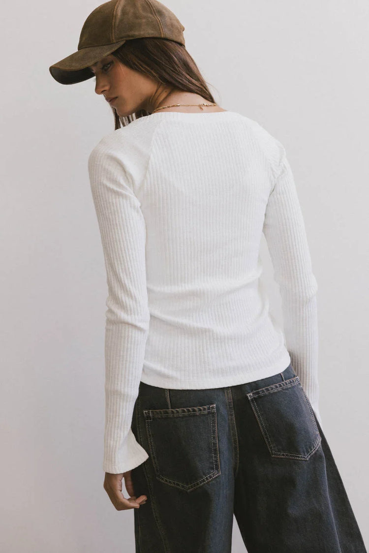 Plain color top in white