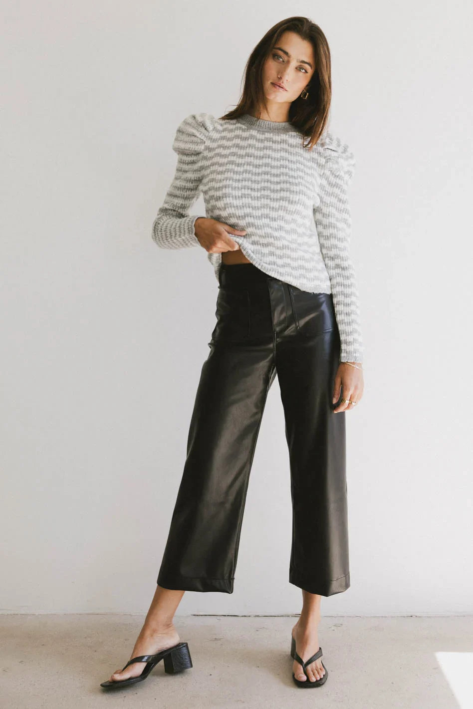 Knit top in grey