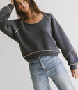 Long sleeves contrast sweater in navy