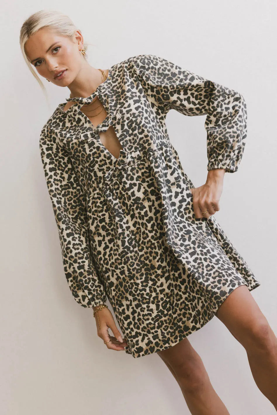 Long sleeves dress in brown