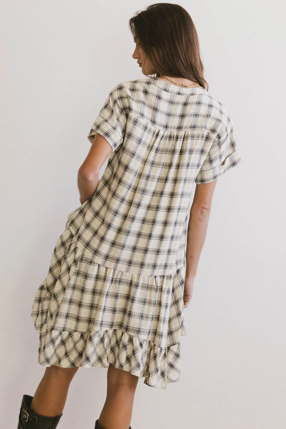 Plaid dress in cream