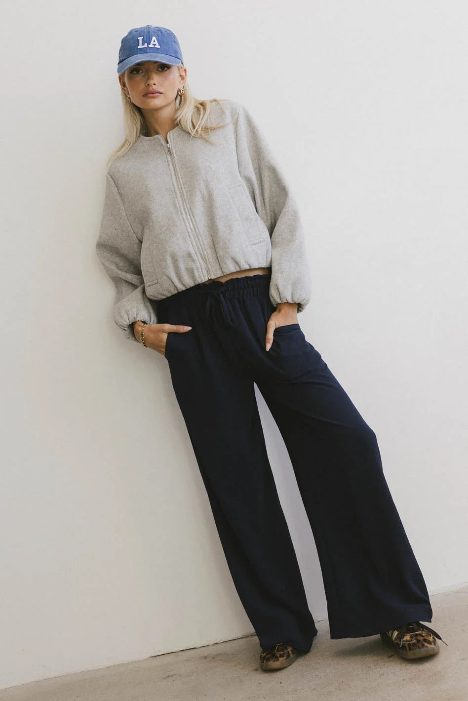 Wide leg pants
