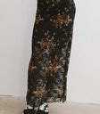 Elastic waist pencil skirt in black