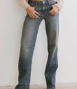 Straight leg pants in medium wash