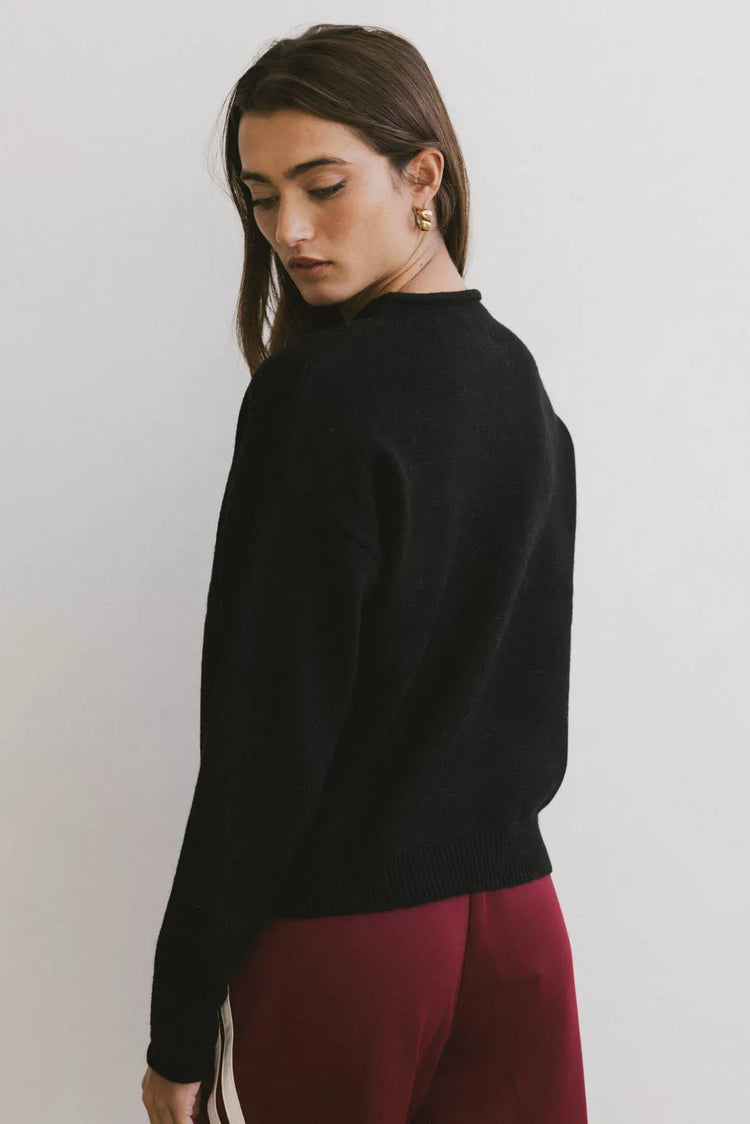 Long sleeves sweater in black