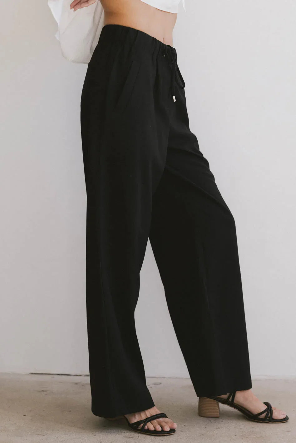 Woven pants in black