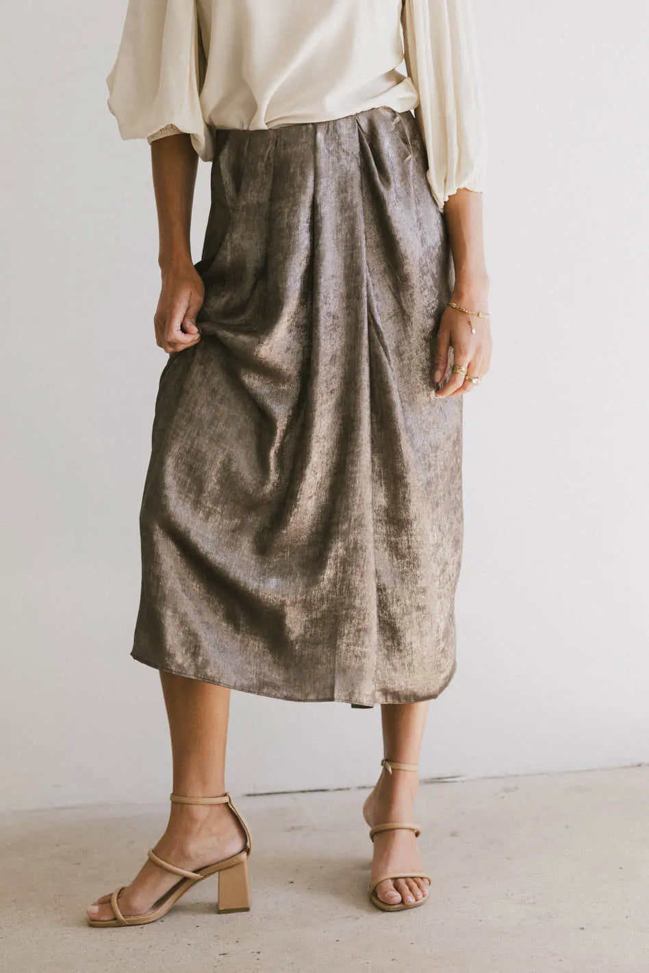 Woven midi skirt