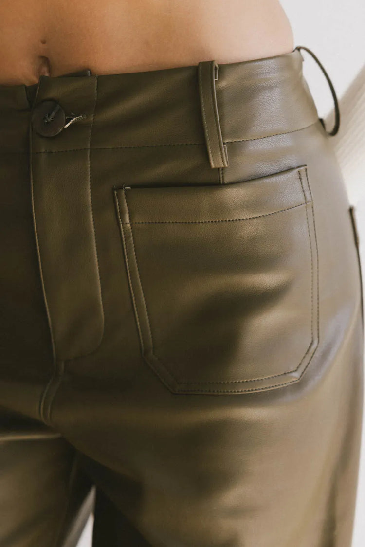 Pants with pocket