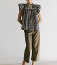 Woven blouse in black