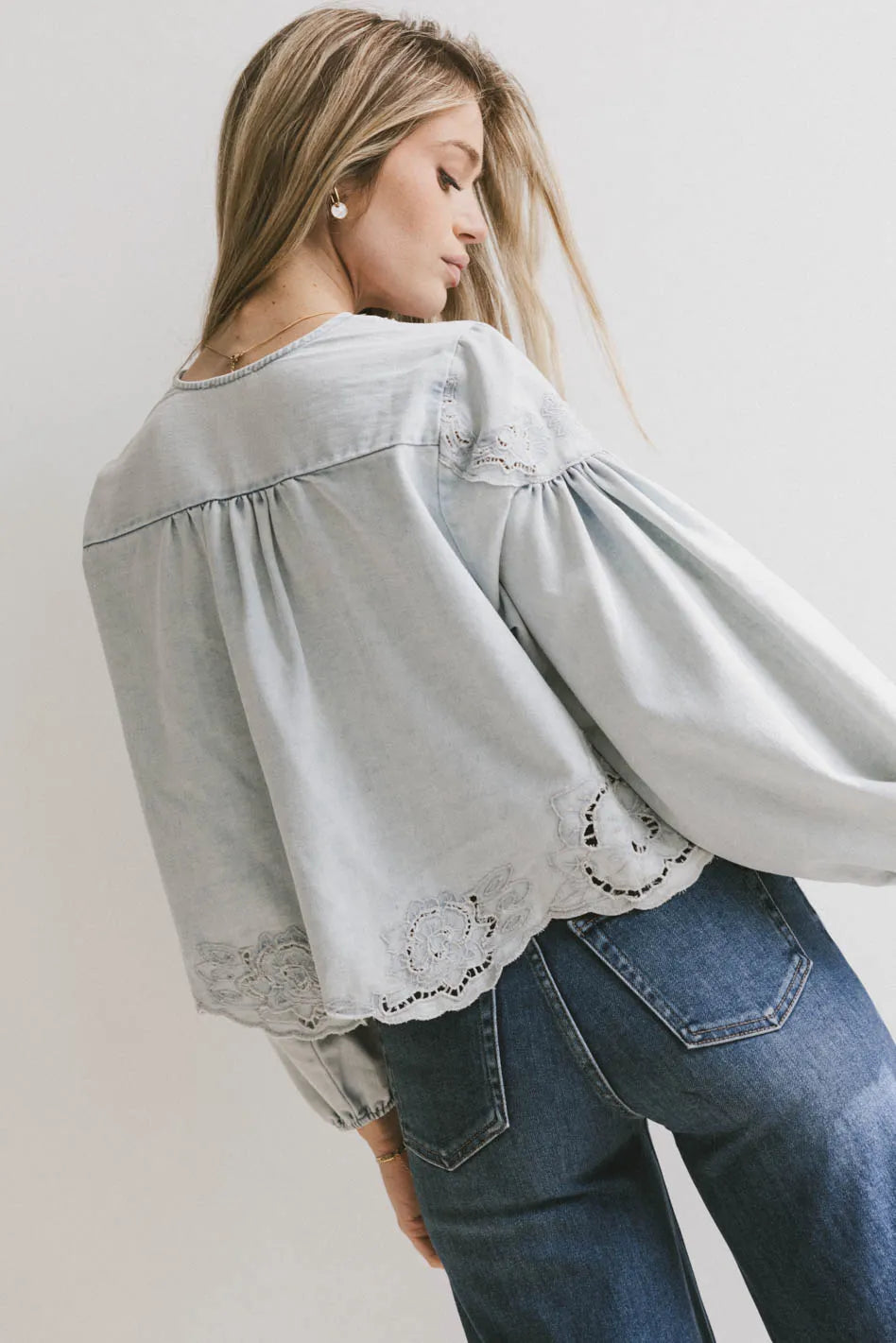 Plain color denim top
