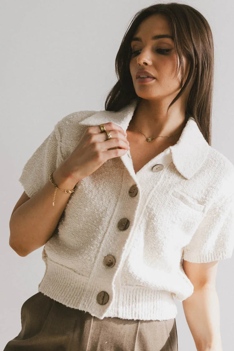 Front pockets sweater in cream