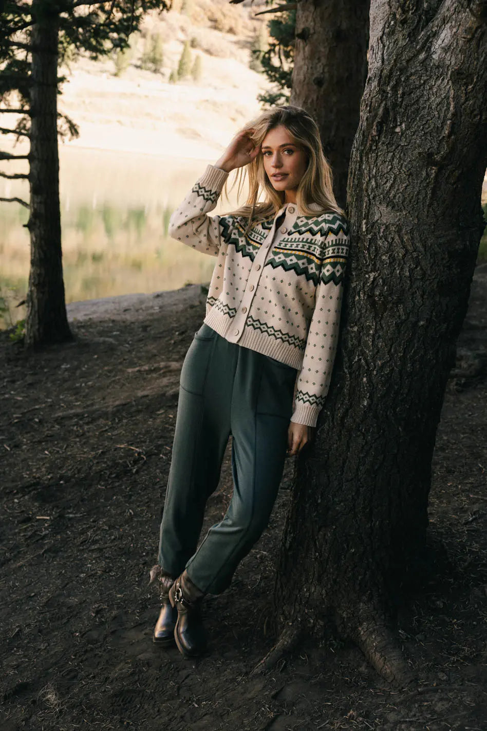 Knit pants in hunter green