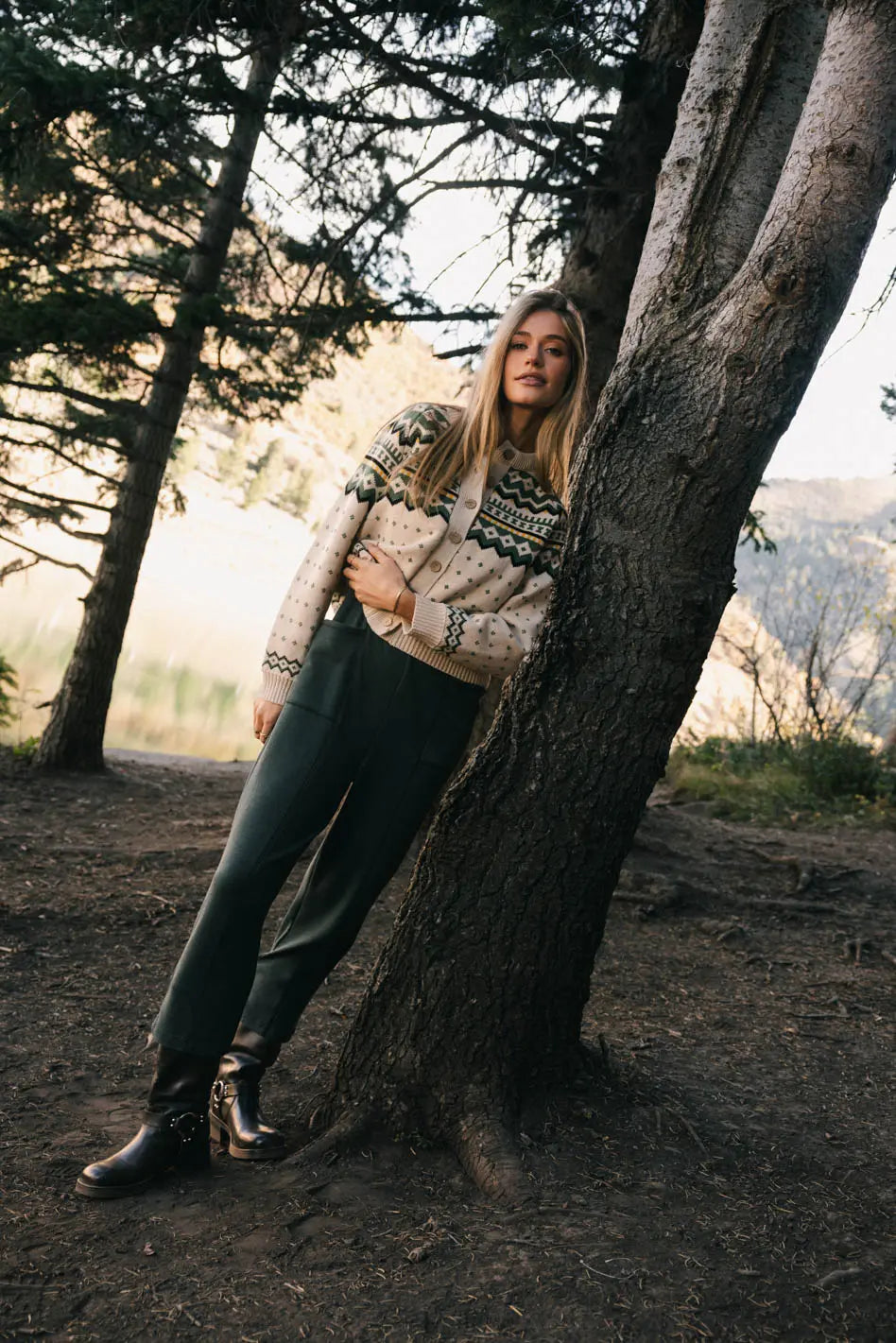Two pockets pants in hunter green