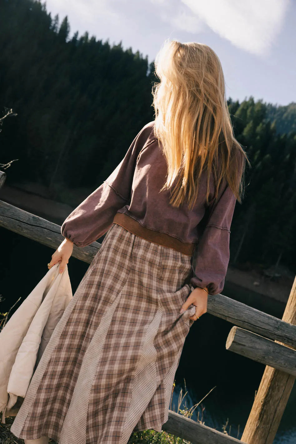 Elastic waist skirt in mauve
