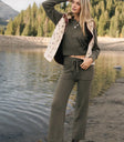 Elastic waist pants in olive