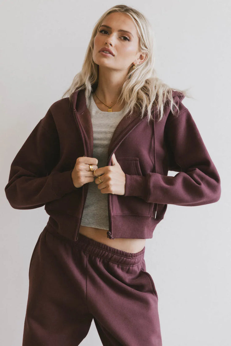 Zip up hoodie in burgundy
