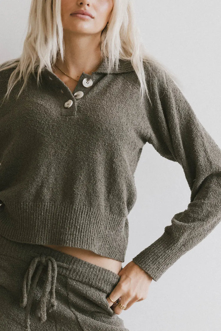 Long sleeves top in olive