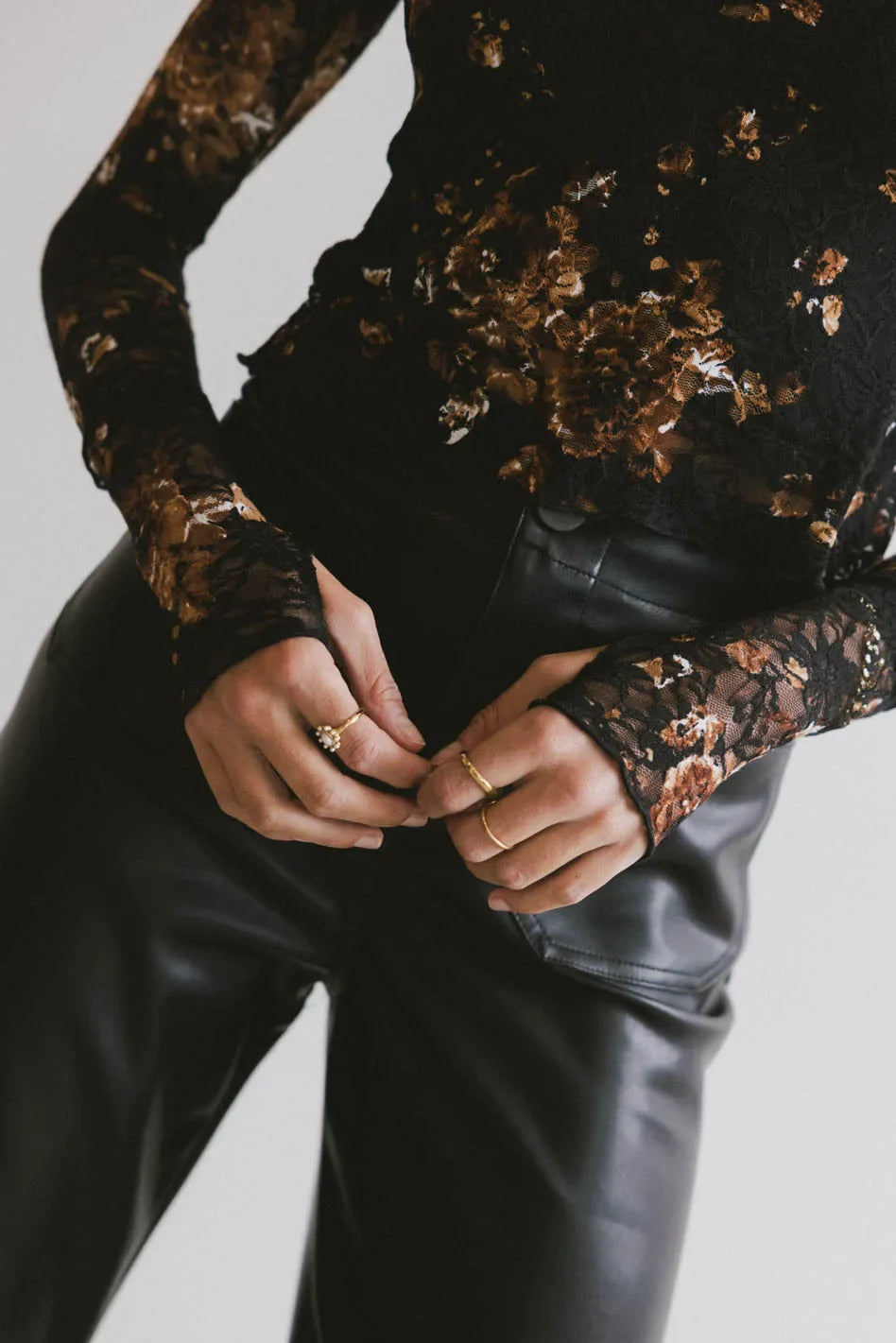 Long sleeves floral top