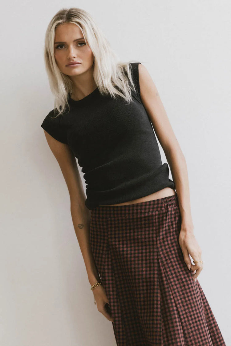 Short sleeves top in black