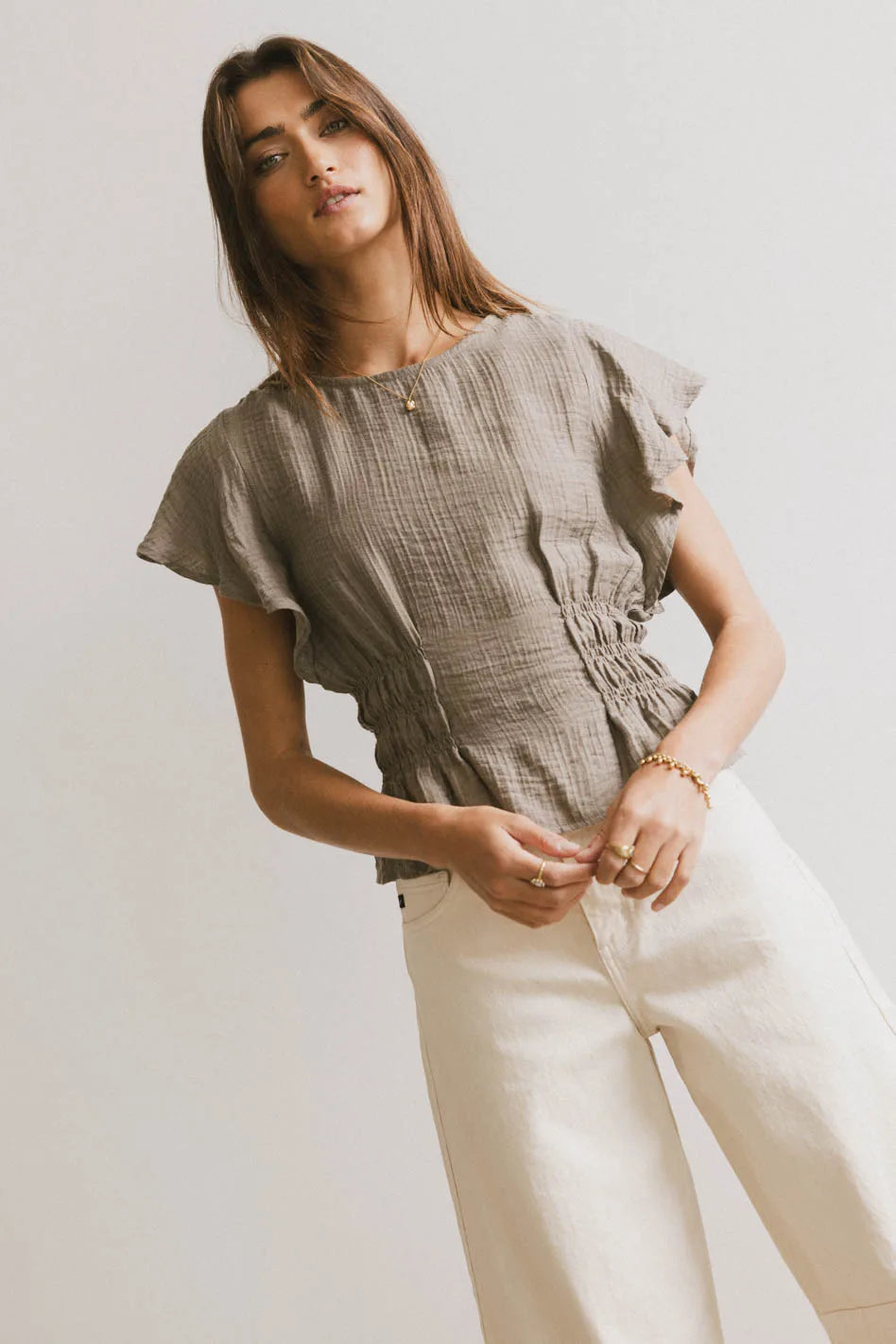 Woven top in olive