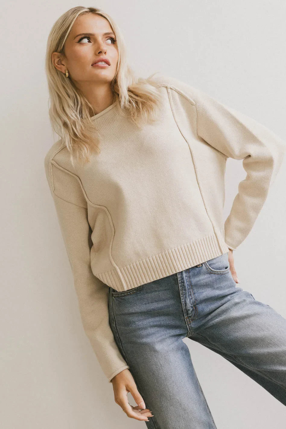 Round neck op in natural