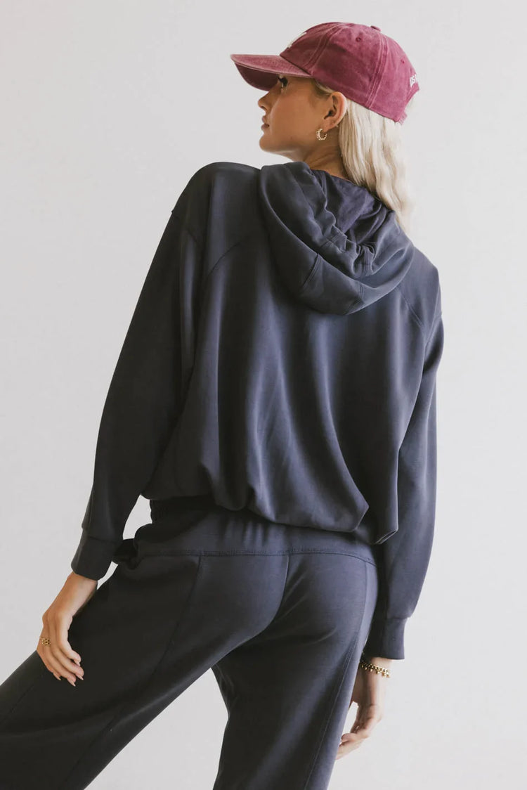 Plain color hoodie in navy
